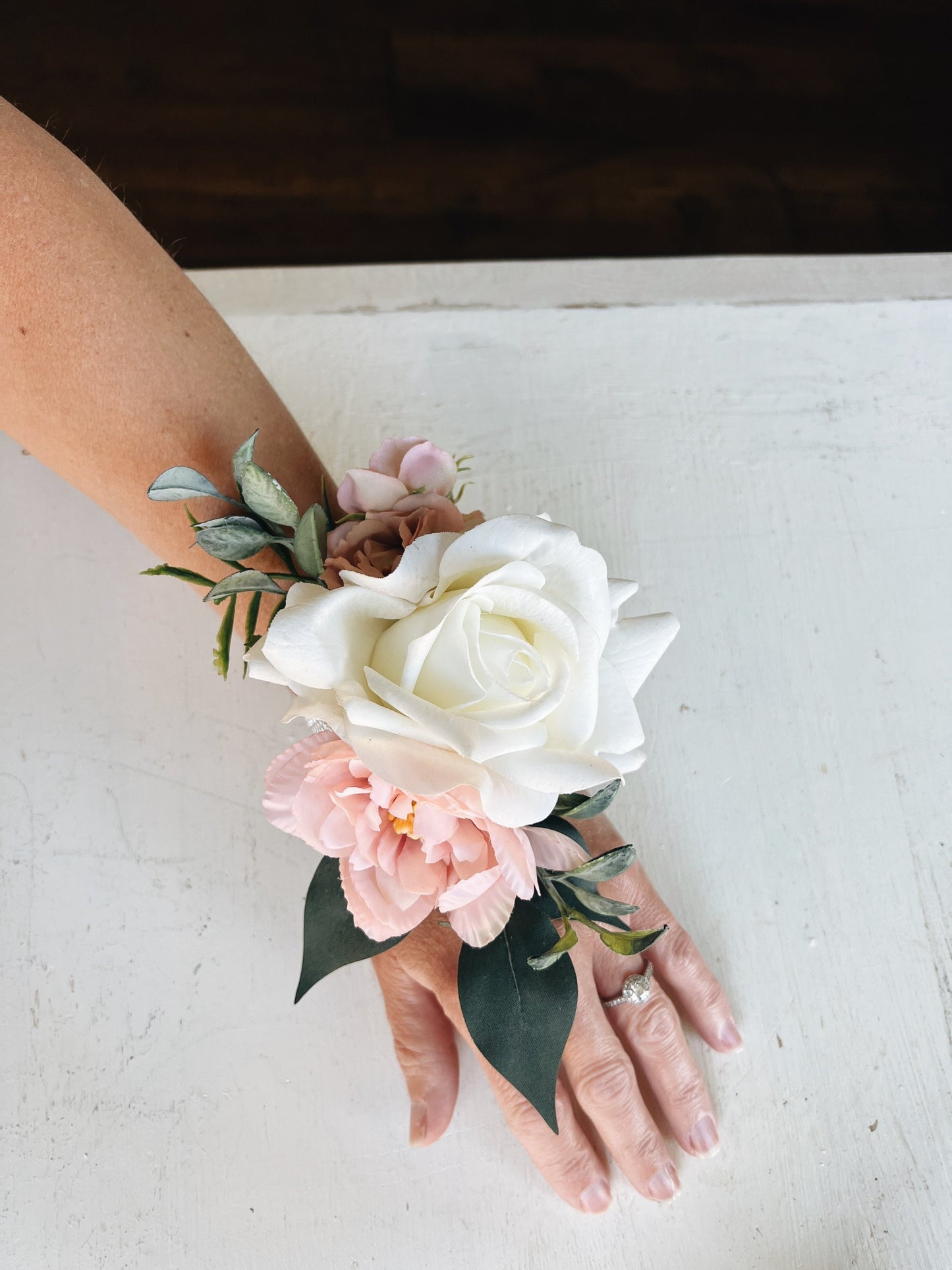 Romantic Blooms: Garden Blush Bridal Bouquet with Roses, Dahlias, and Succulent Accents English Garden